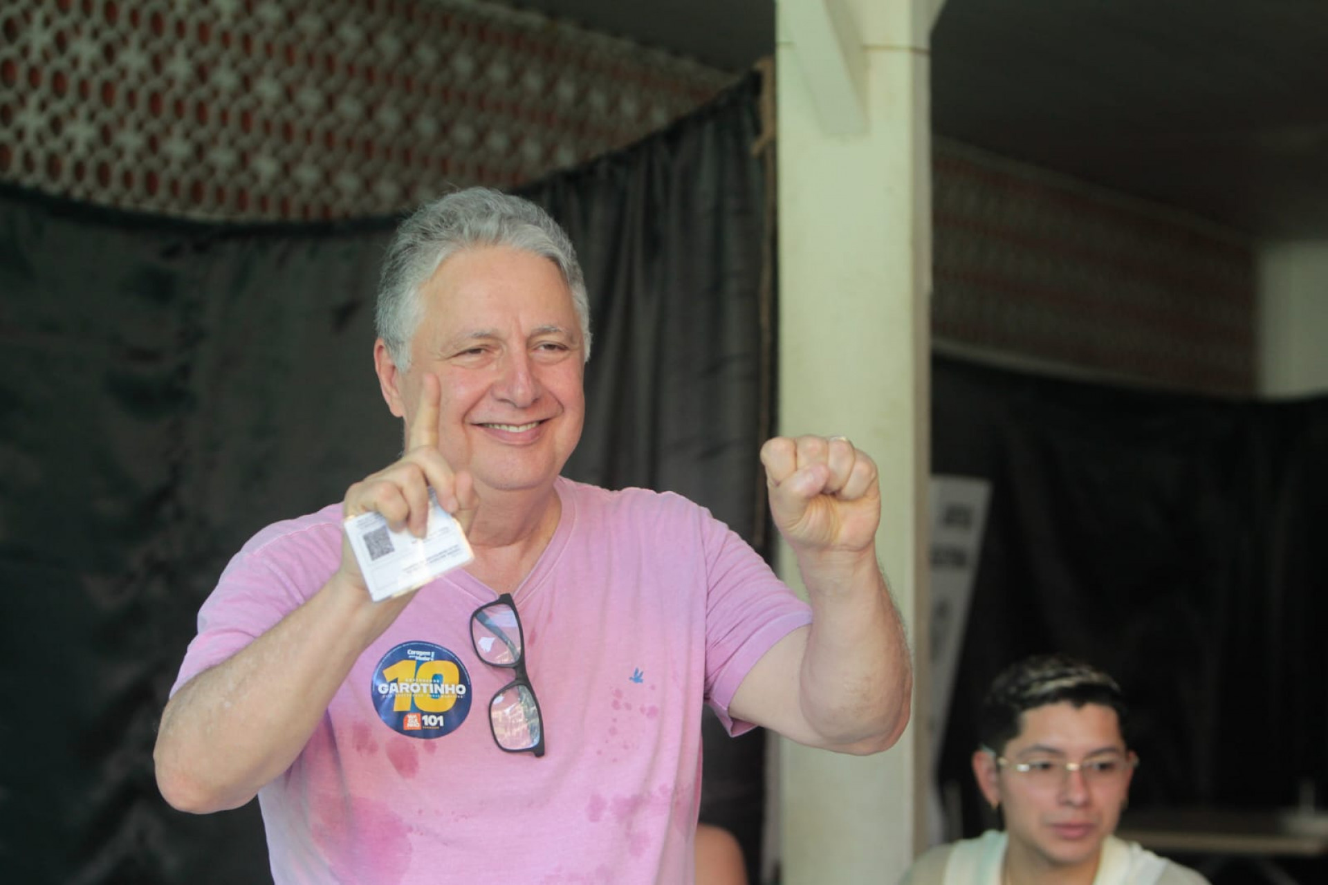 Anthony Garotinho (Republicanos) votou no Colégio Santo Antônio Maria Zaccaria, no Catete - Reginaldo Pimenta / Agência O Dia