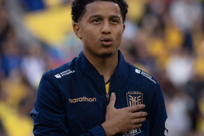 Anthony Valencia encerra Data Fifa com assistência pelo Equador