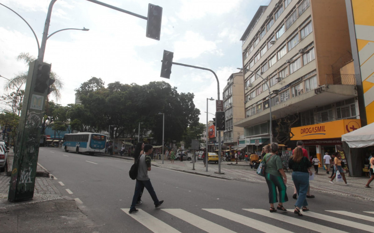 Sinais não funcionaram na Rua Dias da Cruz, no Méier, nesta terça-feira (6) - Reginaldo Pimenta / Agência O Dia