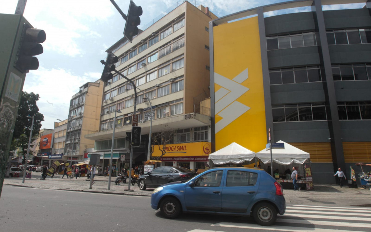 Sinais não funcionaram na Rua Dias da Cruz, no Méier, nesta terça-feira (6) - Reginaldo Pimenta / Agência O Dia