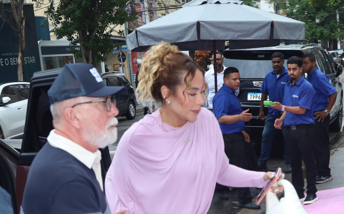 Rafaella Santos chegou na festa da sobrinha, Mavie