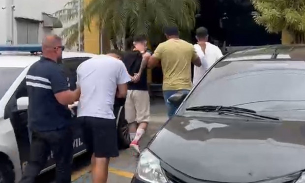 Polícia prende suspeitos de integrar quadrilha de furtos de veículos
