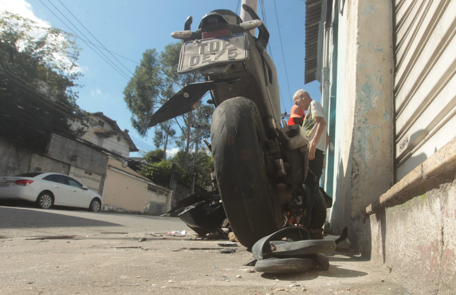 Acidente ocorreu na Rua Coronel Cabrita, em São Cristóvão, Zona Norte do Rio - Reginaldo Pimenta / Agência O DIA