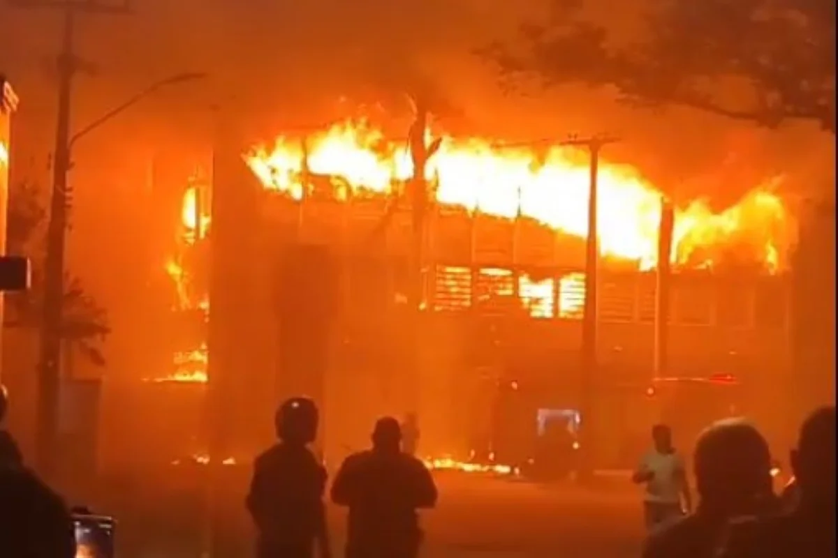 PF investiga incêndio na UFPE; prejuízo chega a R$ 100 milhões