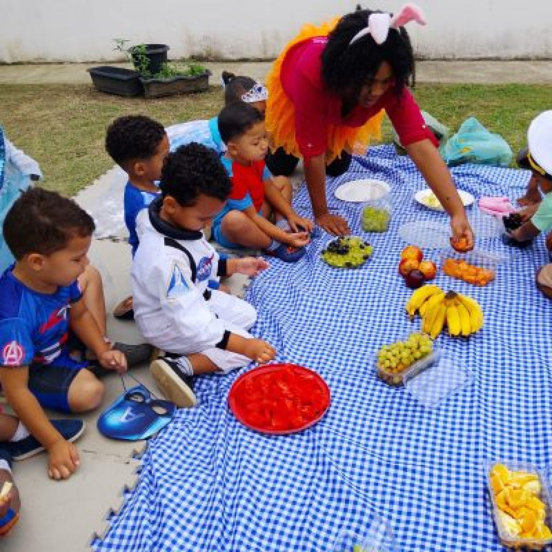 Semana da Criança reúne diversão em creche municipal de Nova Iguaçu