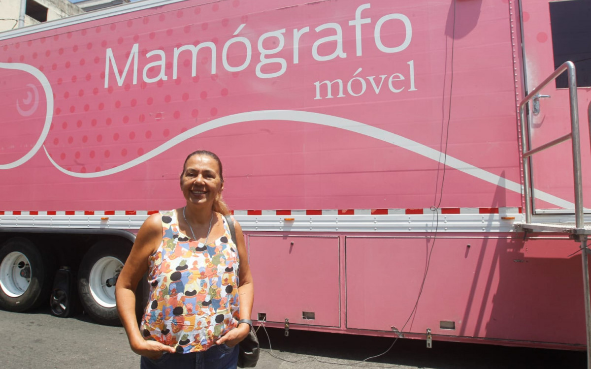 M&aacute;rcia Lamarca precisou retirar um dos seios h&aacute; 16 anos devido ao c&acirc;ncer