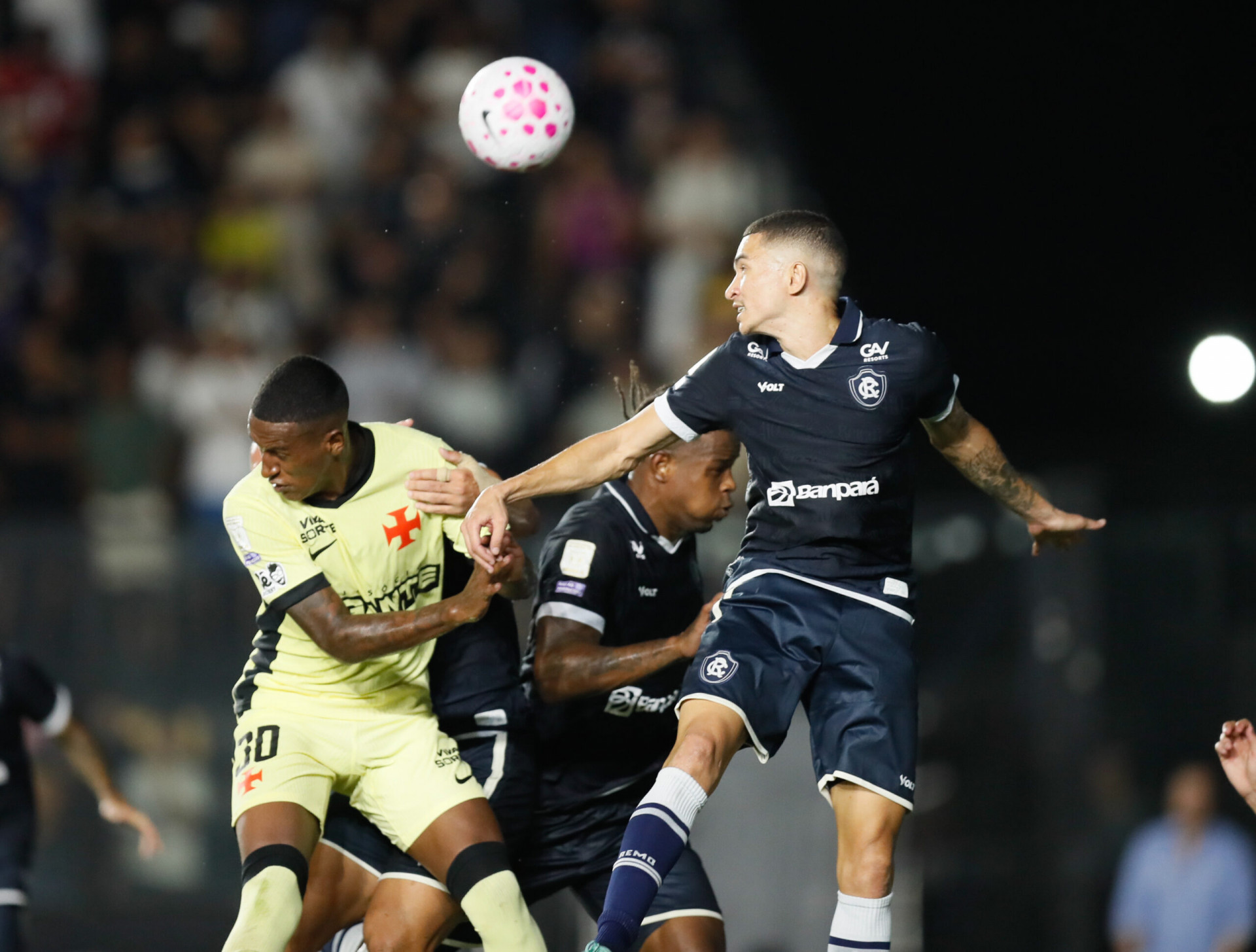 Robert Renan Vasco  durante partida entre Vasco e Remo - Marcelo de Jesus/estadão conteúdo