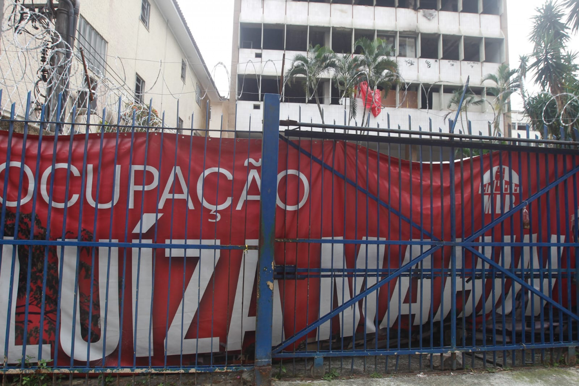 Famílias da Ocupação Luiza Mahin aguardam liberação para voltar para prédio - Reginaldo Pimenta / Agência O Dia