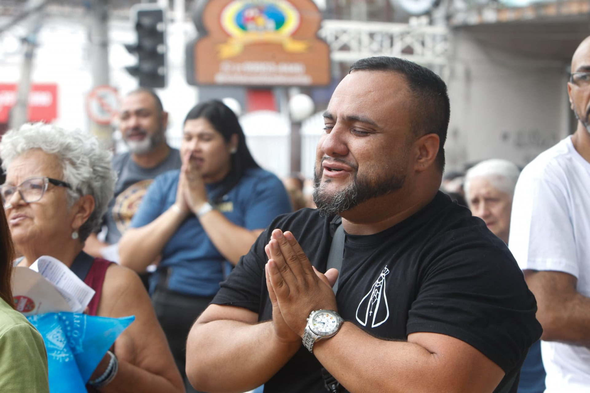 Fiéis lotaram Igreja Matriz de Nossa Senhora da Conceição Aparecida - Reginaldo Pimenta / Agência O Dia