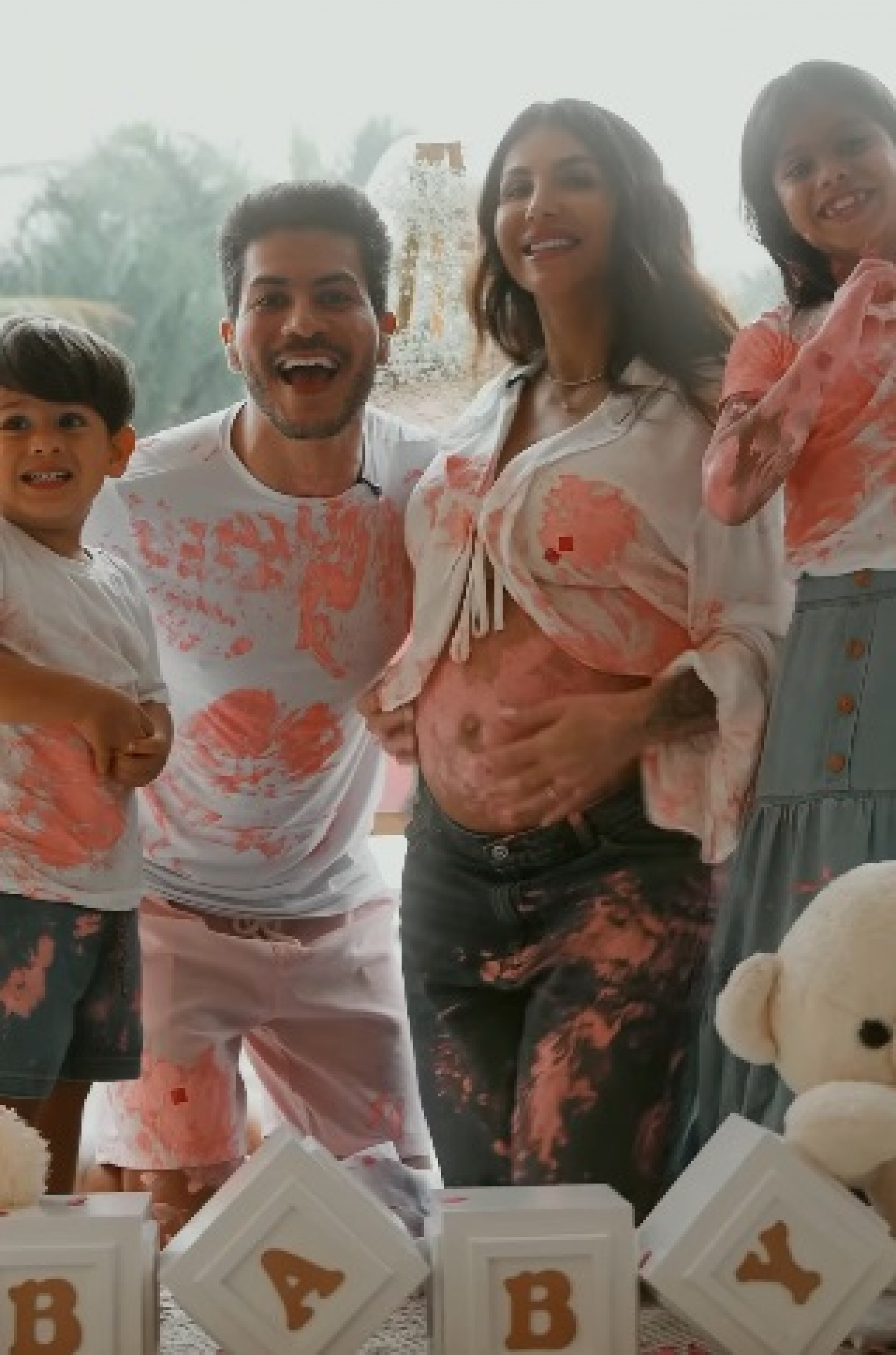 Jheny Santucci e Arthur Aguiar serão pais de uma menina  - Reprodução/Instagram