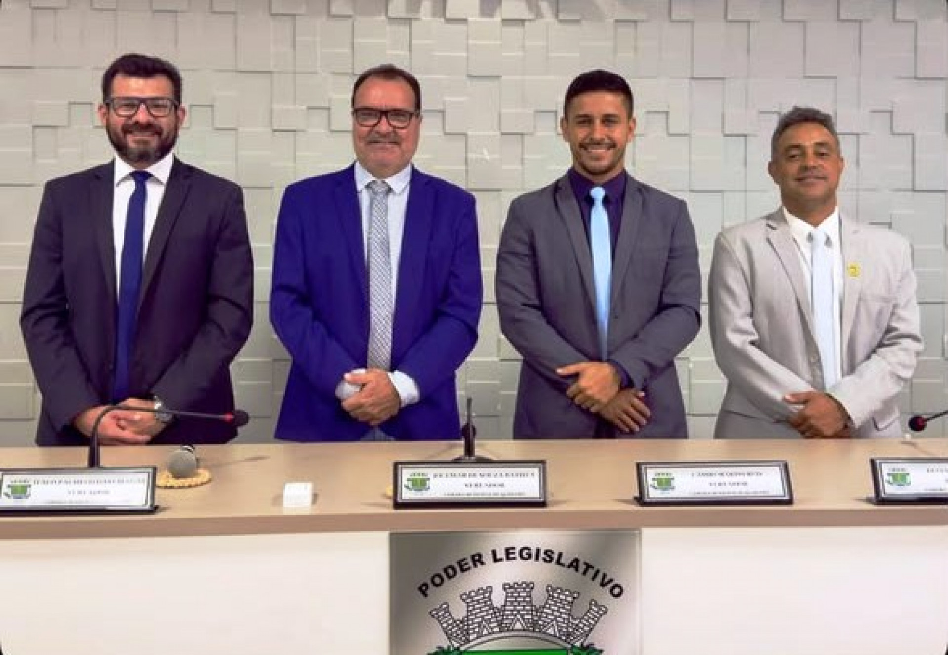 Mazinho Batista venceu a elei&ccedil;&atilde;o da Mesa Diretora e seguir&aacute; &agrave; frente da C&acirc;mara Municipal de Quissam&atilde; no bi&ecirc;nio 2027/2028 - Foto: Reprodu&ccedil;&atilde;o Rede Social