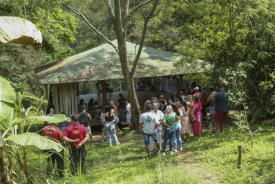 Festa de dez anos da Vira-Mundo leva mais de 800 pessoas ao Brejal