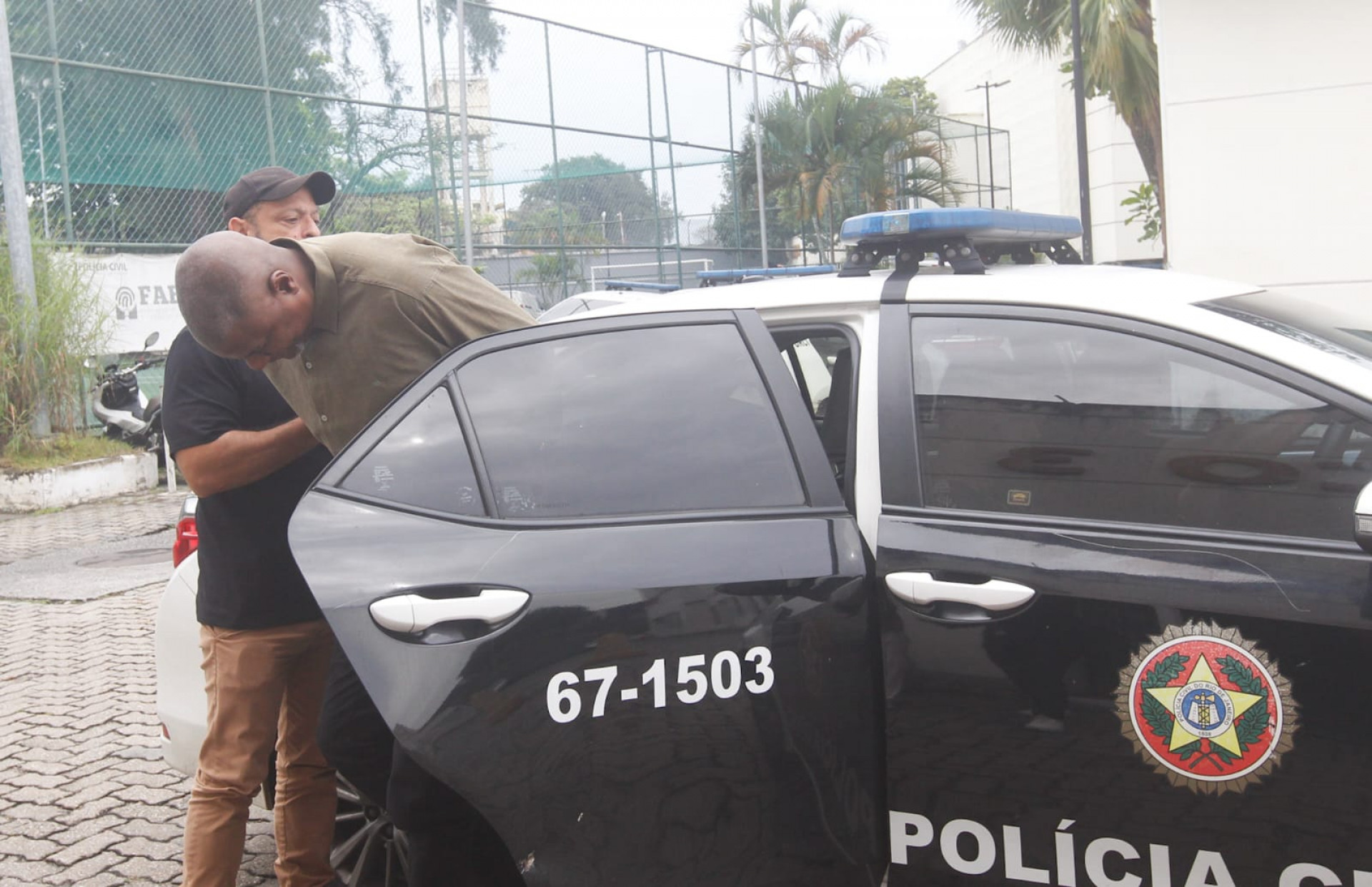 William dos Santos Xavier foi conduzido para a Cidade da Polícia - Reginaldo Pimenta / Agência O Dia