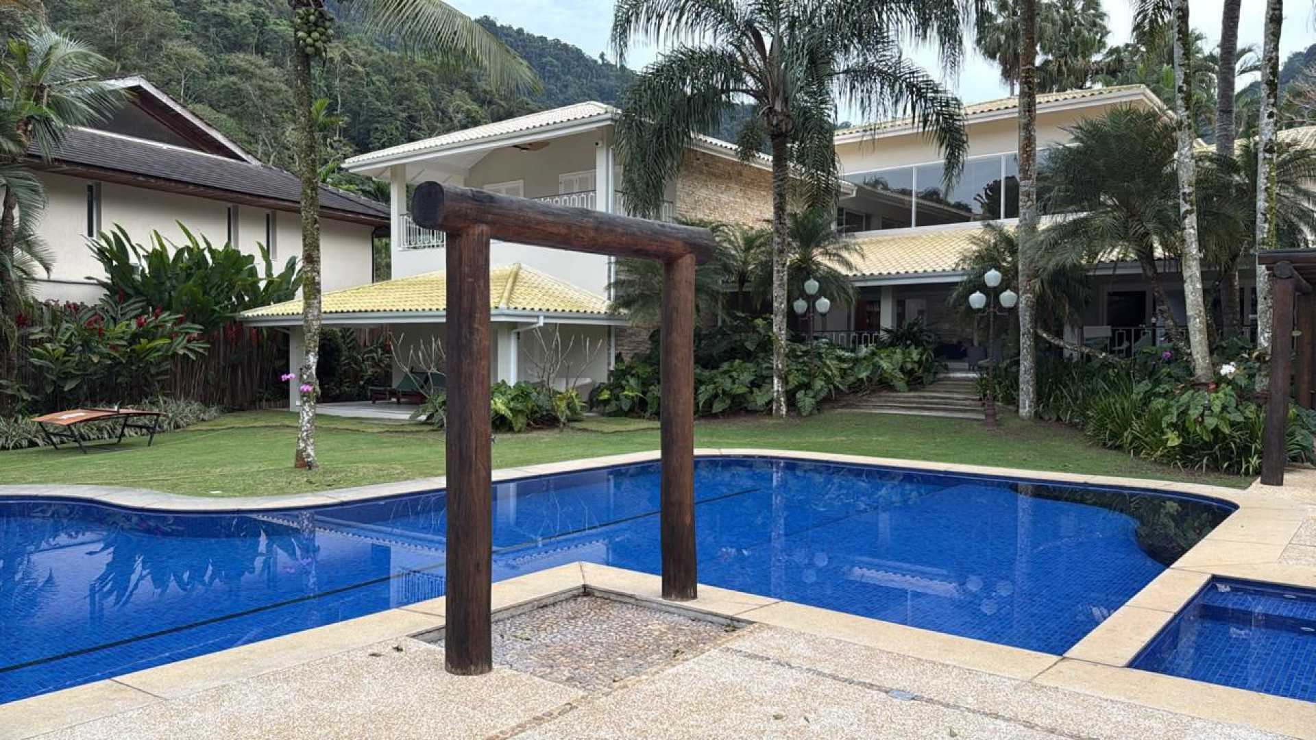 Veja fotos de imóveis de alvos da Operação Unha e Carne