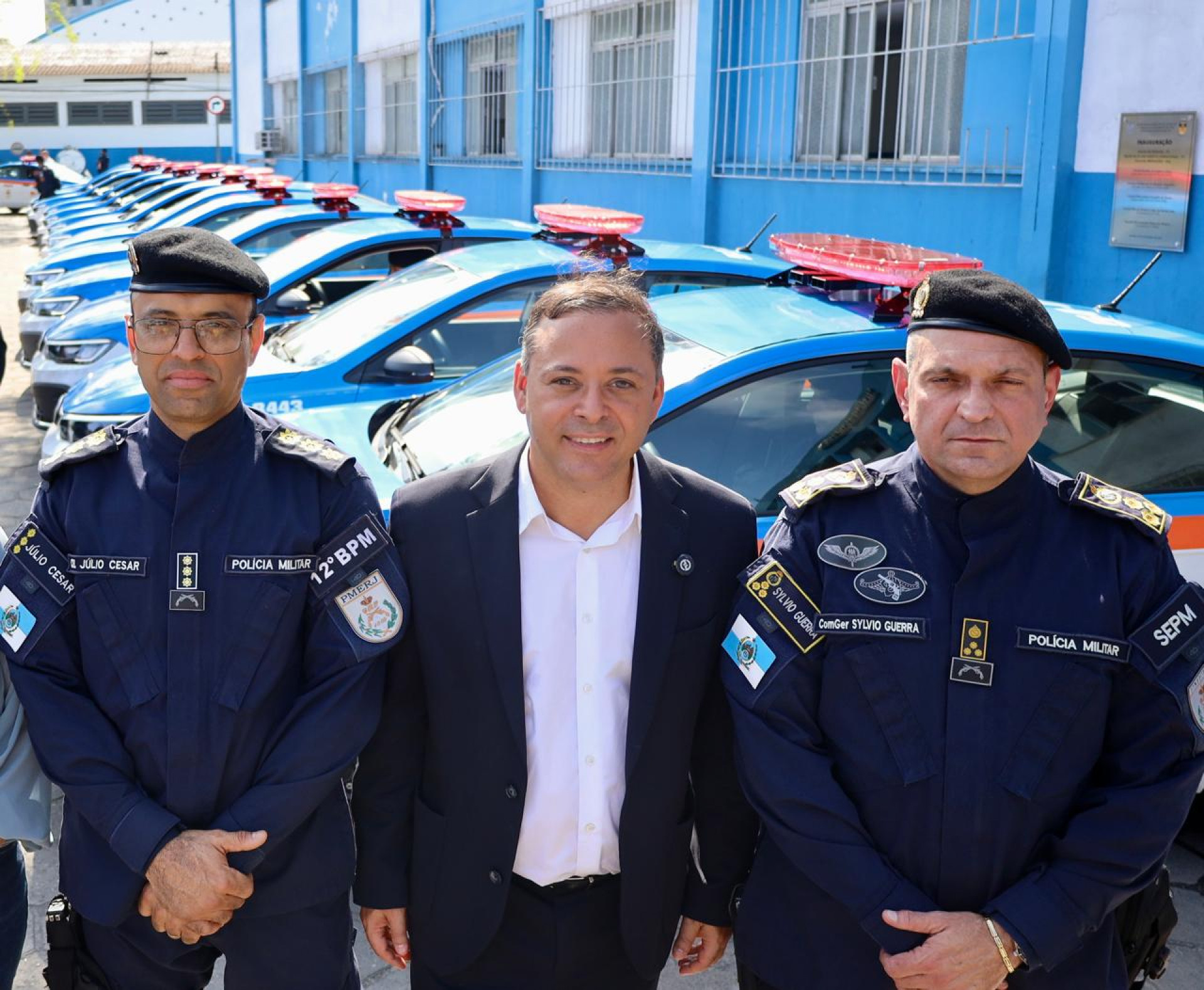 Niterói entrega novas viaturas à Polícia Militar