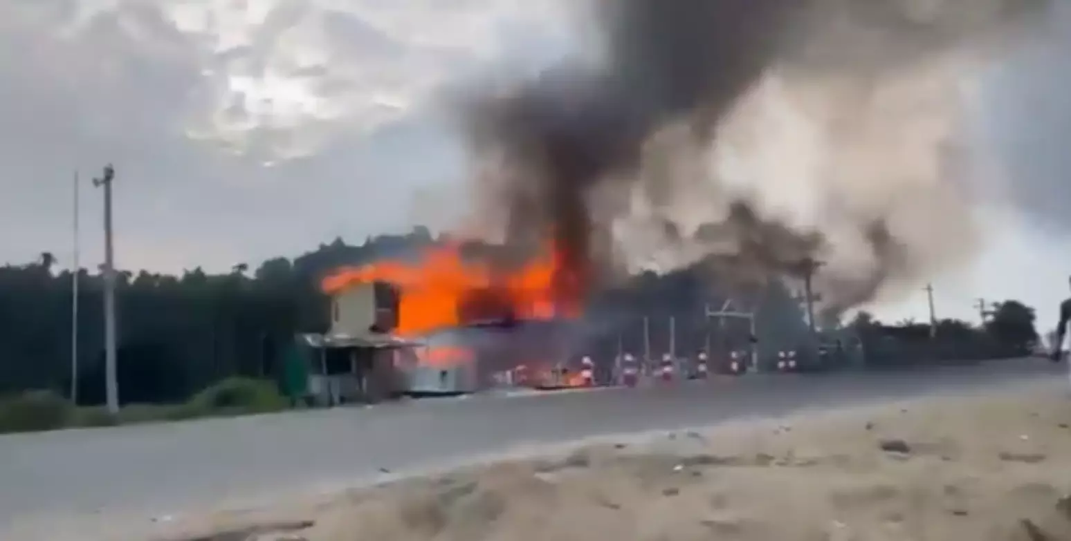 Incêndio em resort deixa 10 mortos em Bangladesh