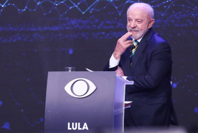 Lula diz que vai autorizar TSE a quebrar o sigilo dele e de familiares