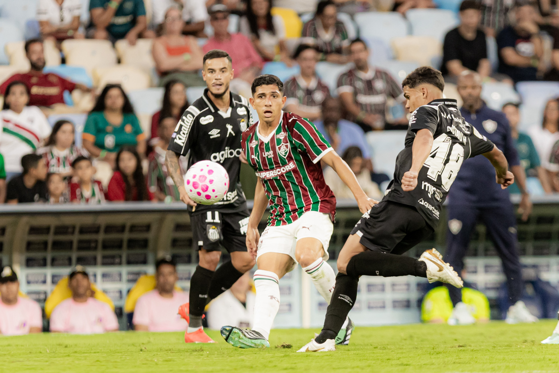 Fluminense enfrentou o Santos, neste domingo (18), no Maracan&atilde;, pelo Brasileir&atilde;o - Marina Garcia/Fluminense