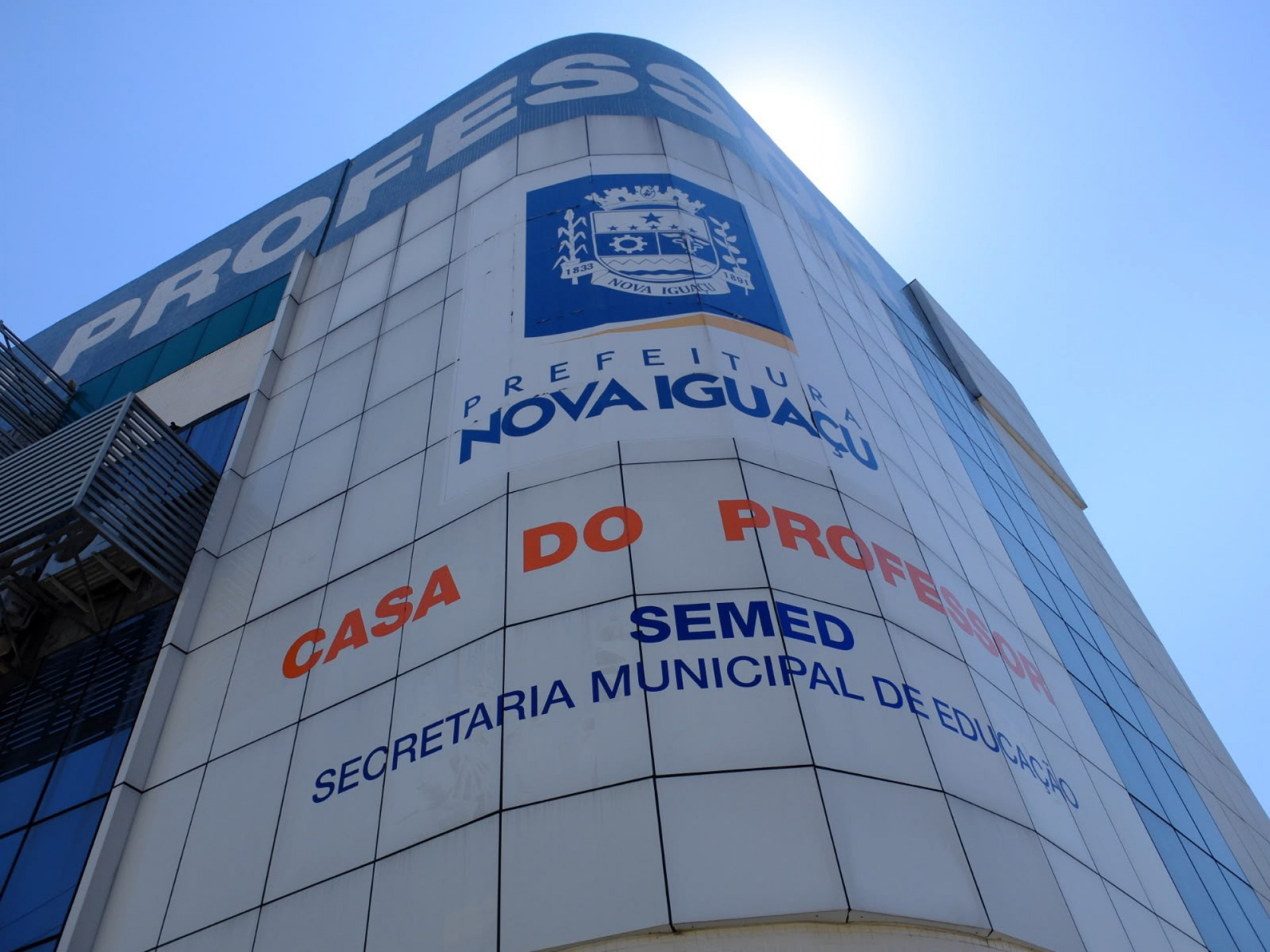 Casa do Professor capacita mais de mil educadores em Nova Iguaçu