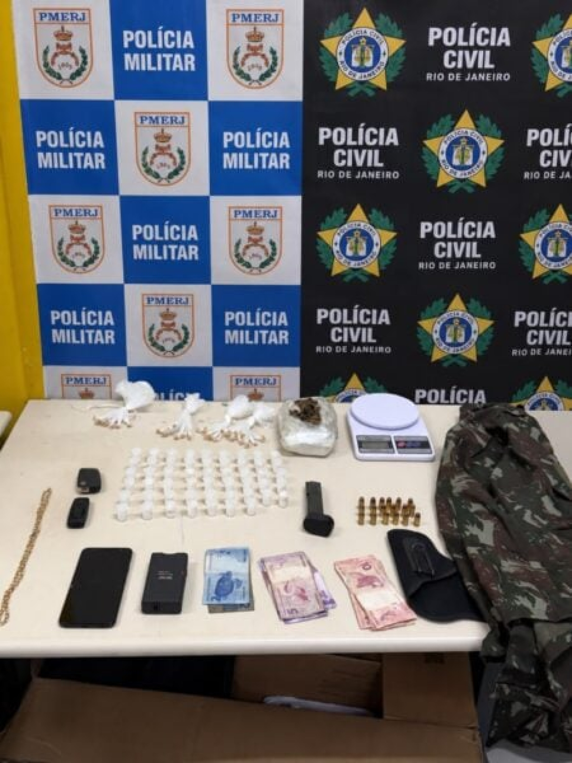 Em Barra Mansa, drone flagra venda de drogas e leva à prisão de dois