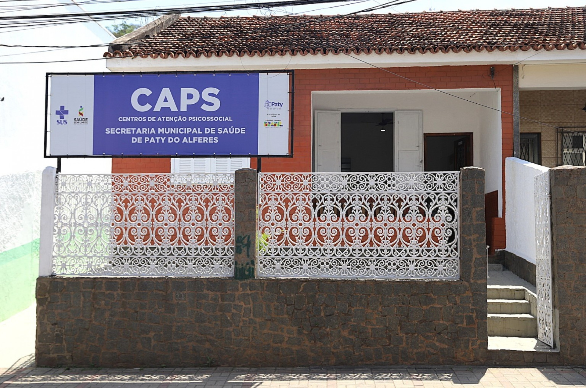 Prefeitura realiza entrega reforma do CAPS Centros