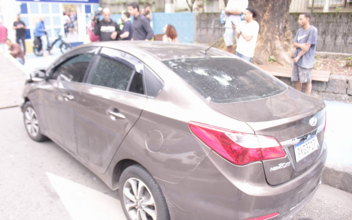 Perseguição na Rua São Clemente terminou com duas pessoas feridas