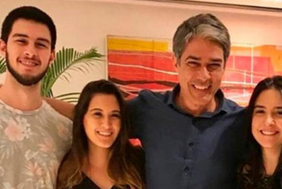 William Bonner mostra tatuagem em homenagem aos filhos