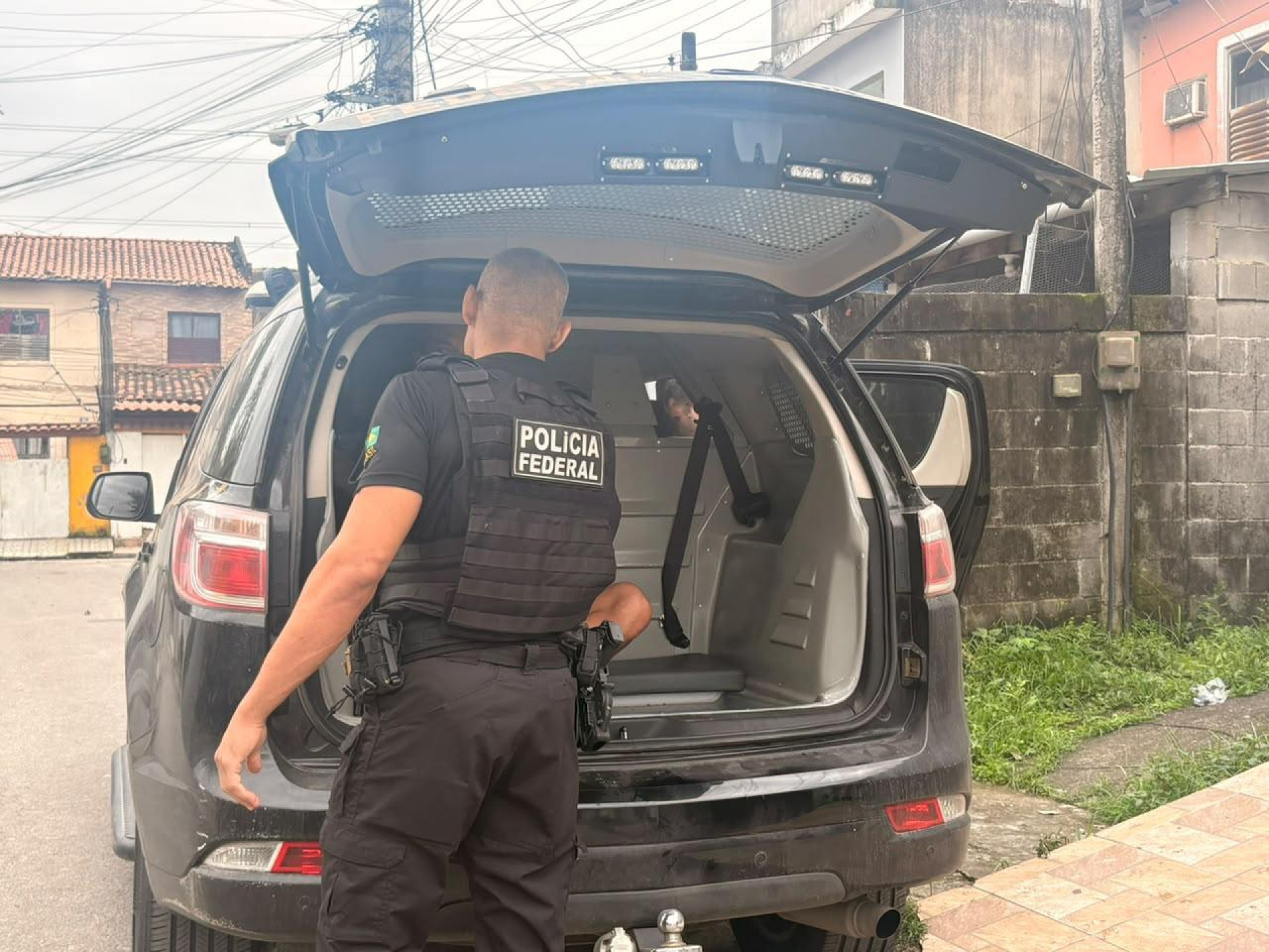 PF prende homem que tinha cenas de abuso sexual infantil em celular