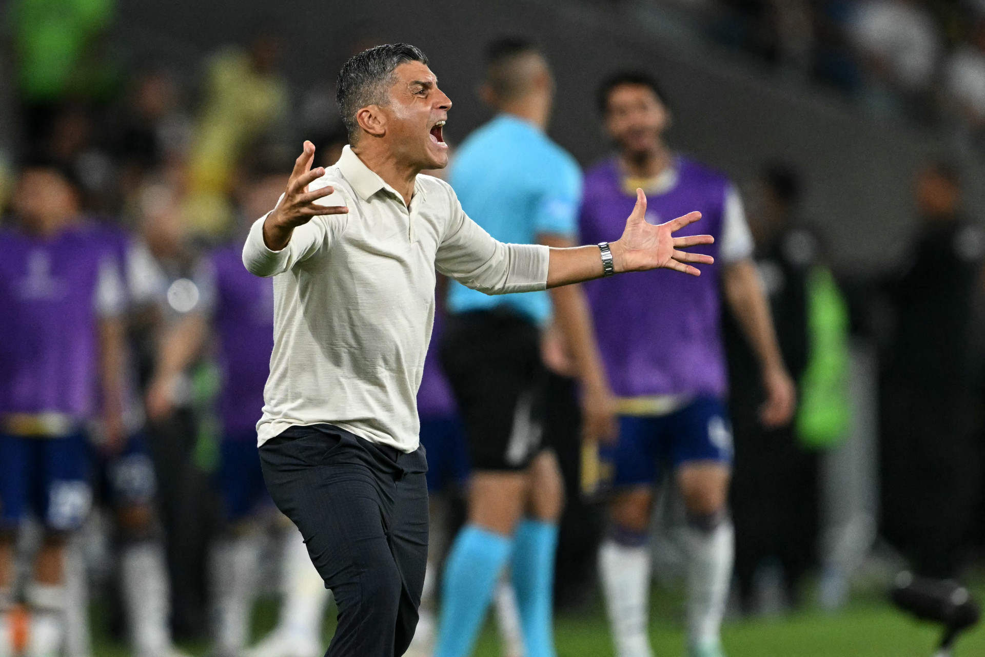 Pedro Emanuel defende Léo Jardim e diz que Vasco não subestimou o Boca