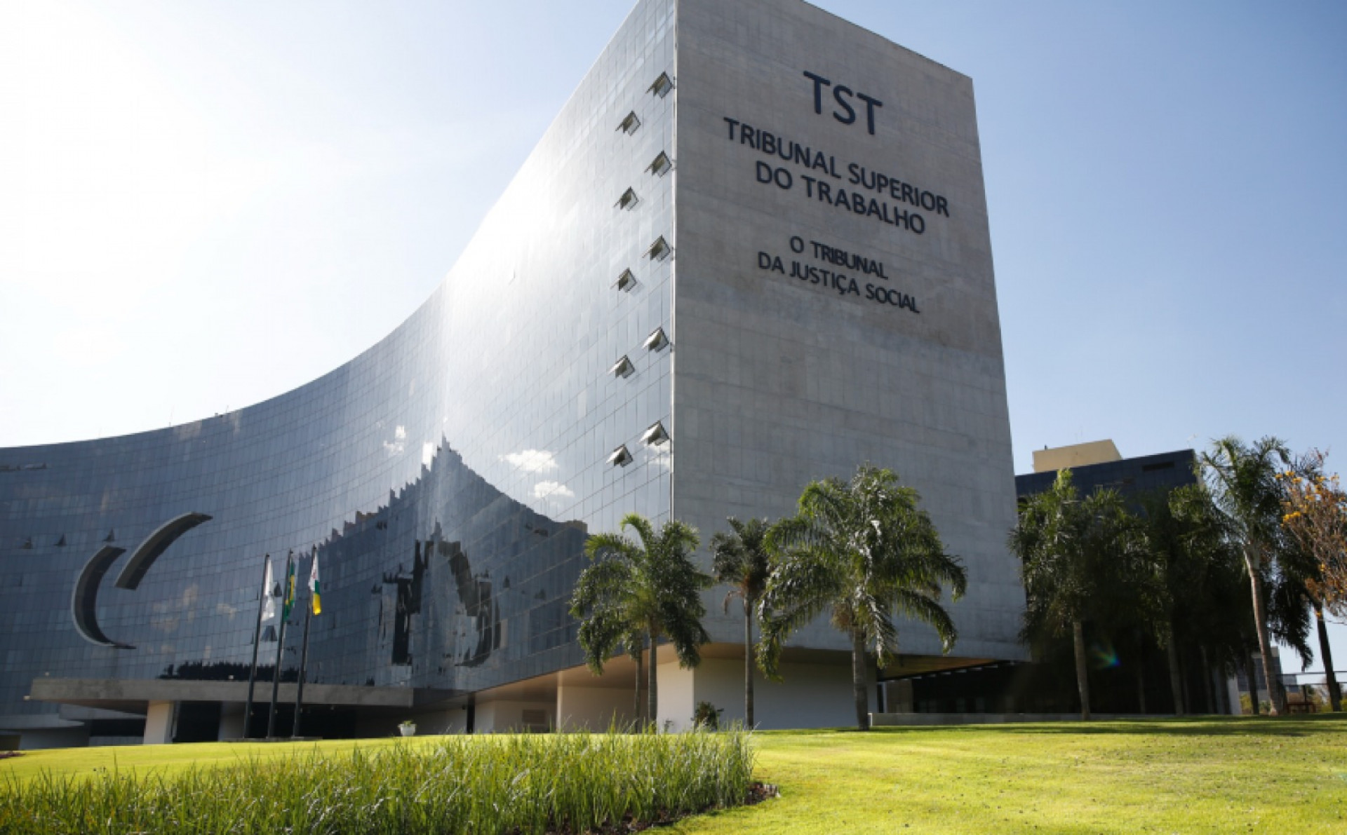 TST estaria avaliando criar 'lista-suja' com empresas que cometerem ass&eacute;dio eleitoral