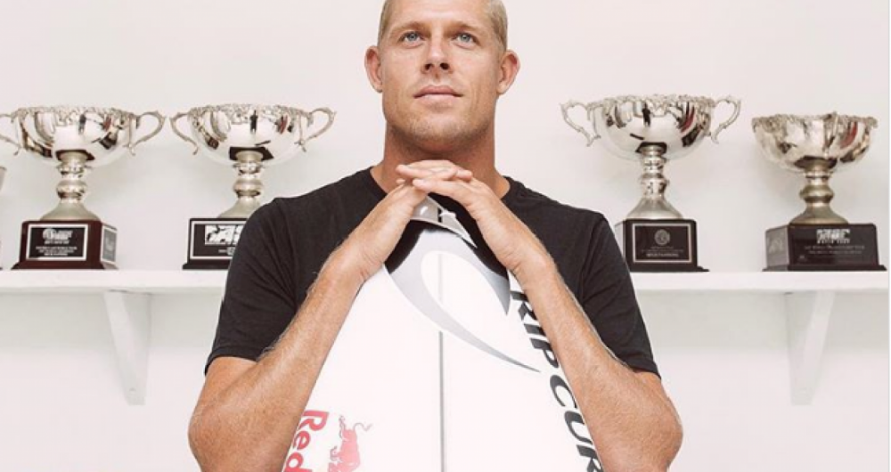 Mick Fanning se despede do Surf