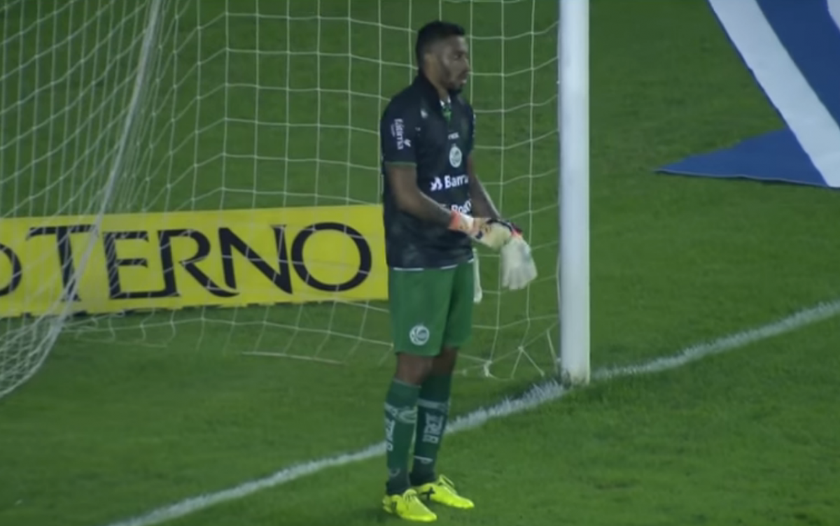 César foi para o gol do Juventude - Reprodução / TV