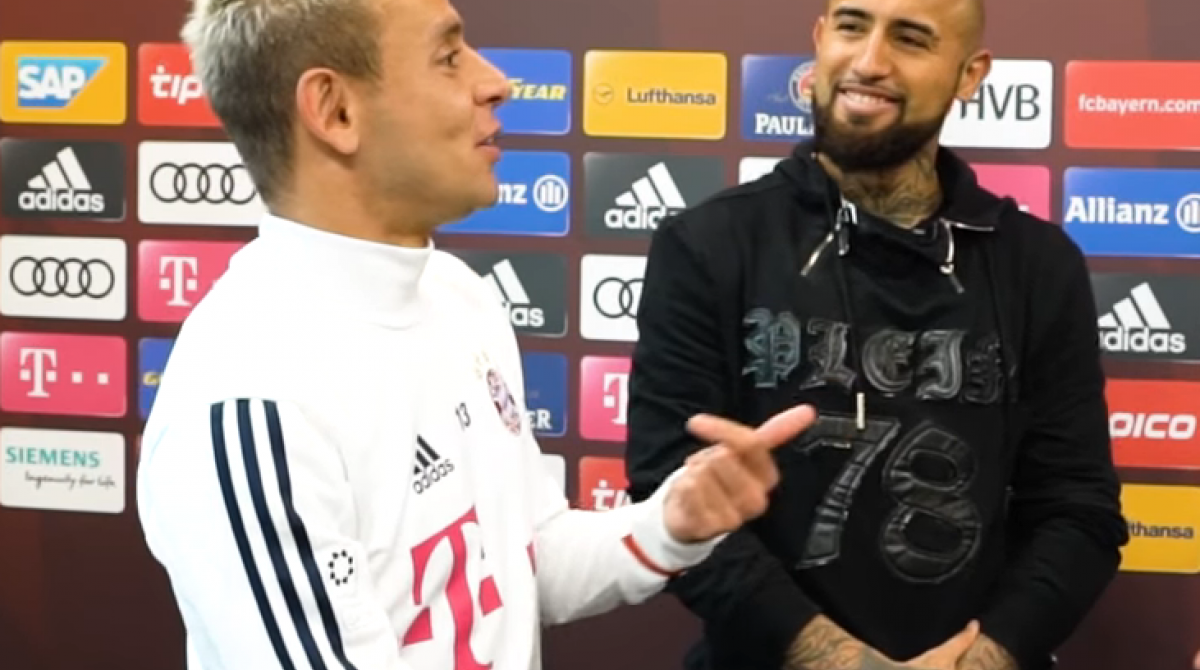 Vidal (D) revelou desejo de jogar no Flamengo - Reprodu&ccedil;&atilde;o