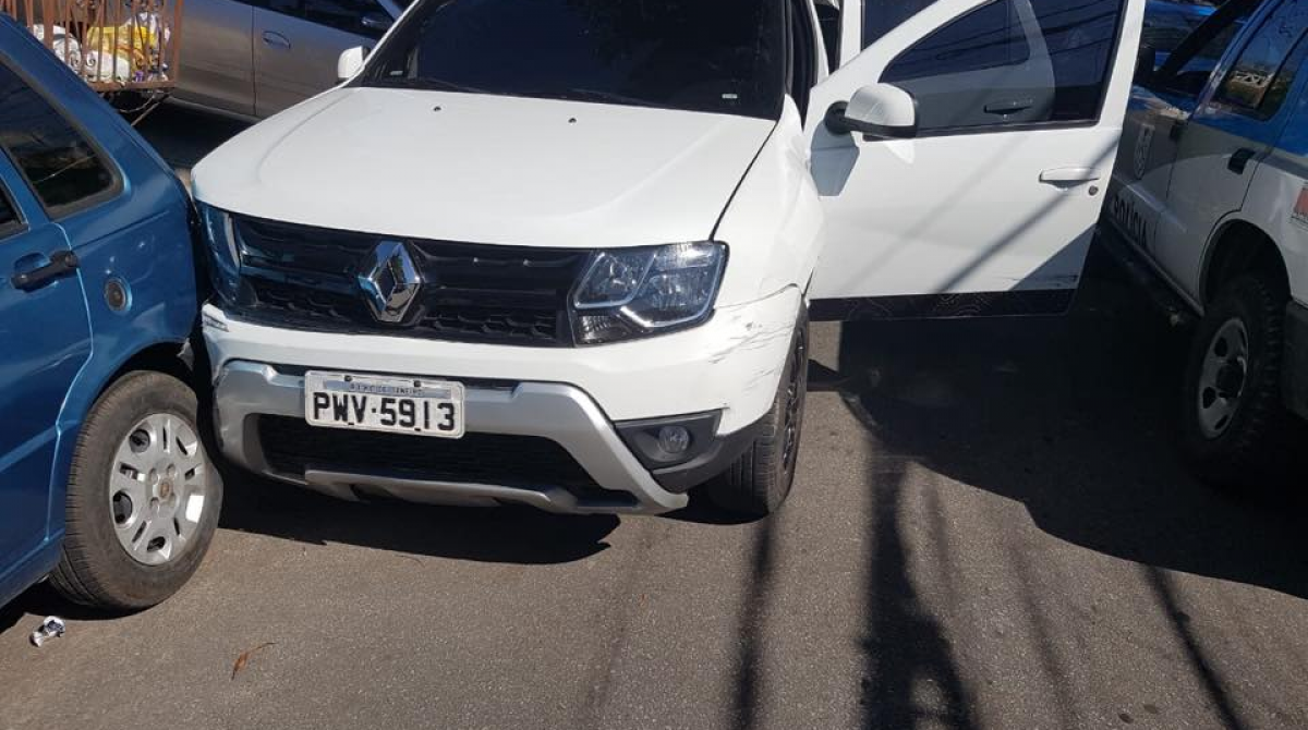 Perseguição policial termina com bandido baleado em Cascadura - Reprodução Facebook