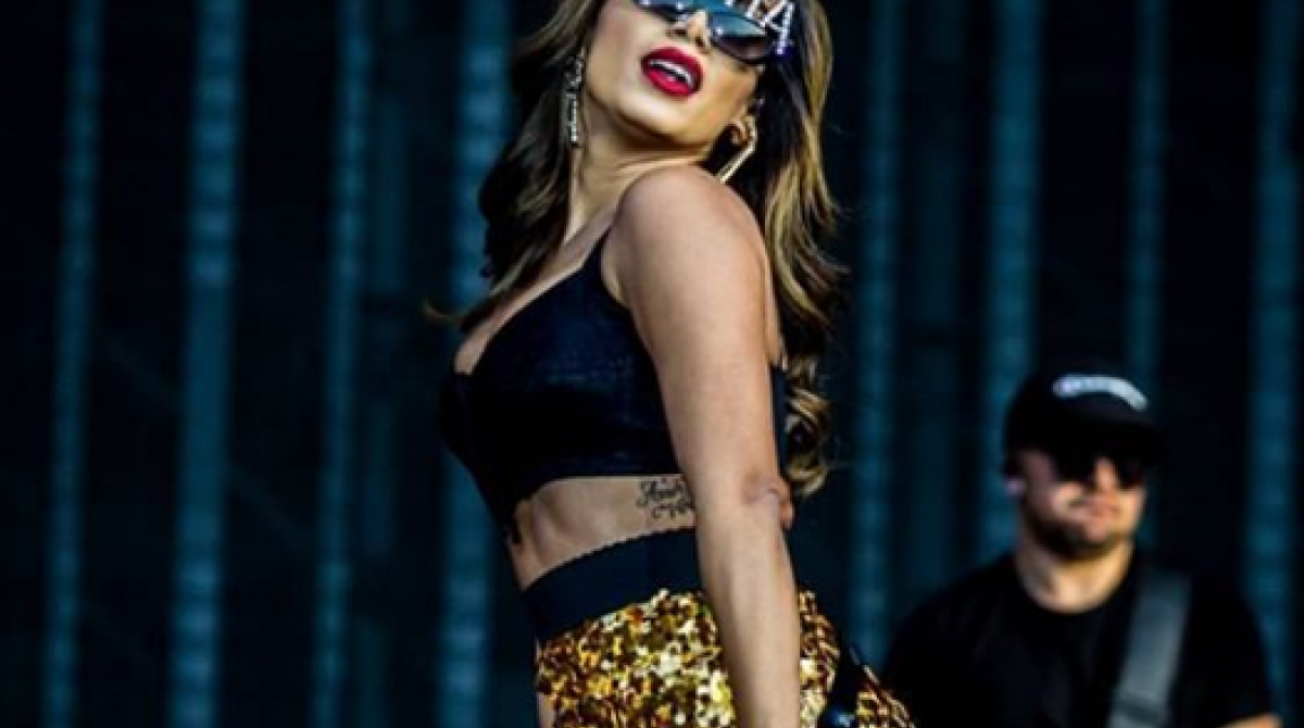 Anitta Se Apresenta No Rock In Rio Lisboa E Leva Público à Loucura Celebridades O Dia