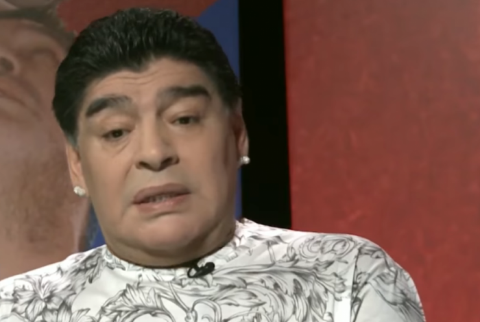 Maradona aconselha Messi a deixar seleção argentina