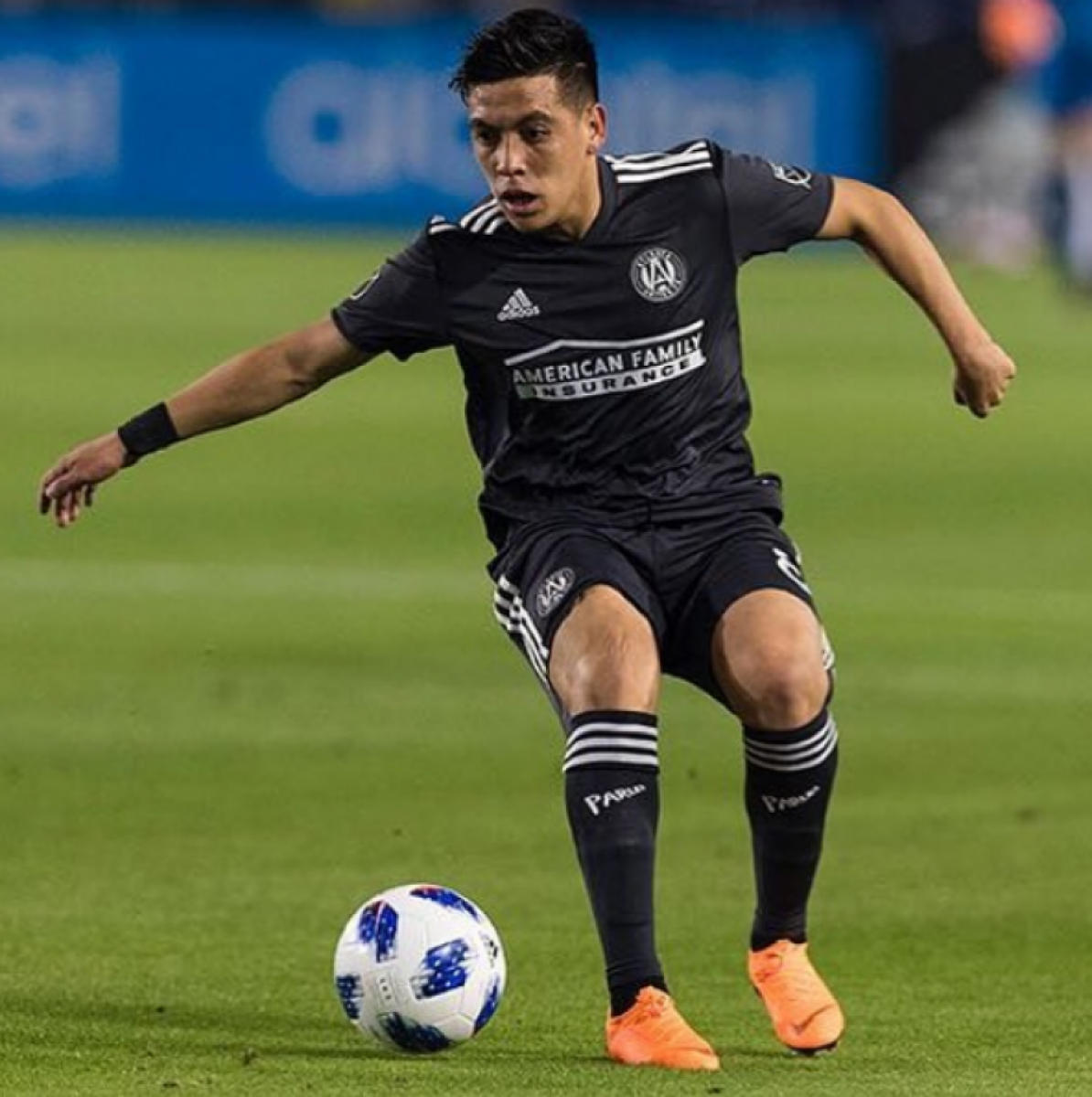 Esequiel Barco bloqueia comentários em publicação após 'invasão' de Rubro-negros nos comentários