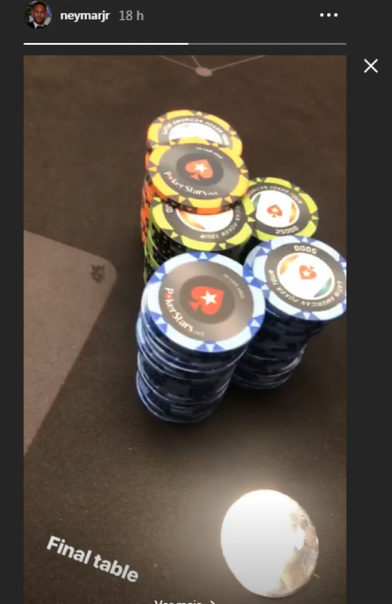 Em vídeo publicado em seu Instagram, Neymar exibe mesa de pôquer