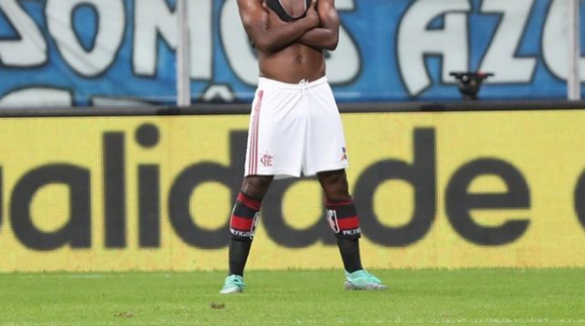 Lincoln empata para o Flamengo aos 48 do segundo tempo