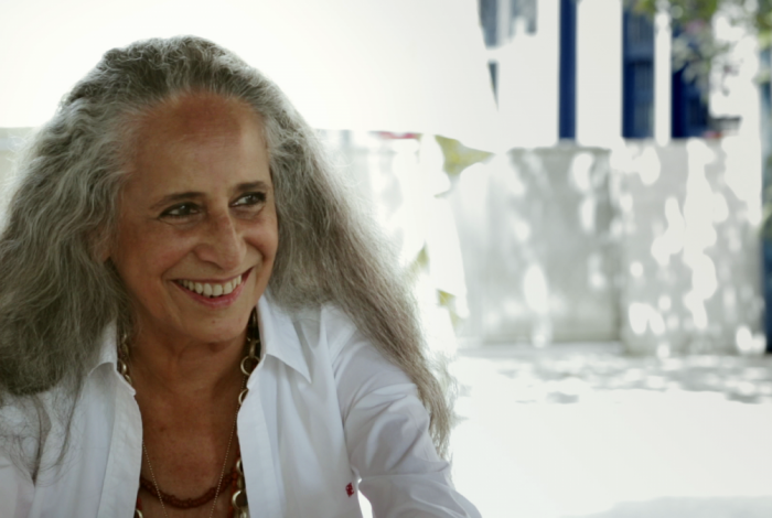 Mnaria Bethânea em uma das cenas do filme 'Fevereiros' - Divulgação