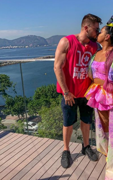 Rodrigo Godoy se declara para Preta Gil após 10 anos de bloco