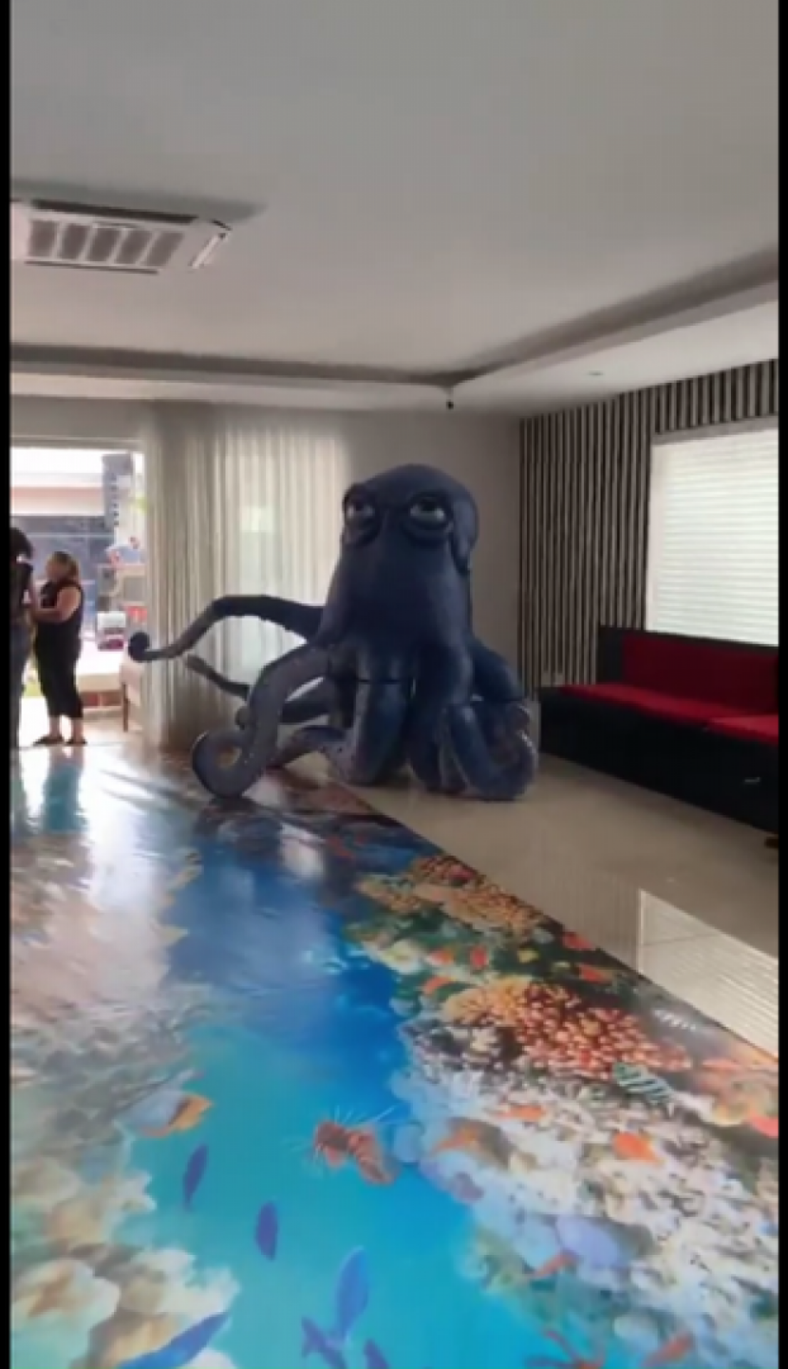 Anitta mostra decoração de sua festa de aniversário