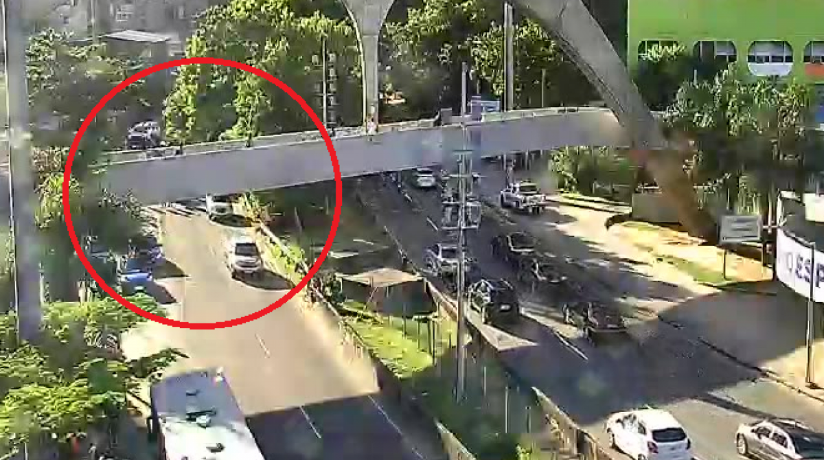 Protesto de mototaxistas na autoestrada Lagoa-Barra - Divulgação/COR