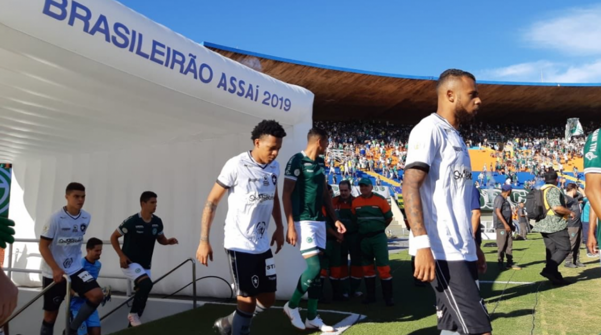 Botafogo enfrentou o Goiás fora de casa