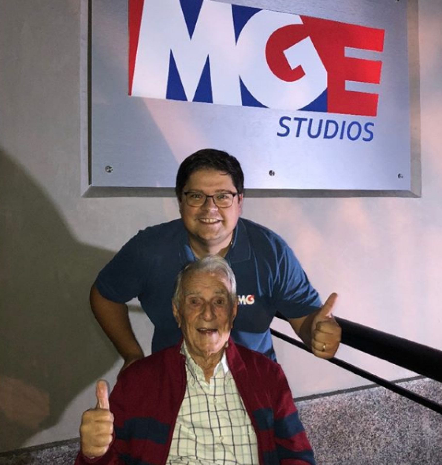 Aos 99 anos, Orlando Drummond, o \'Seu Peru\', estreia no Instagram