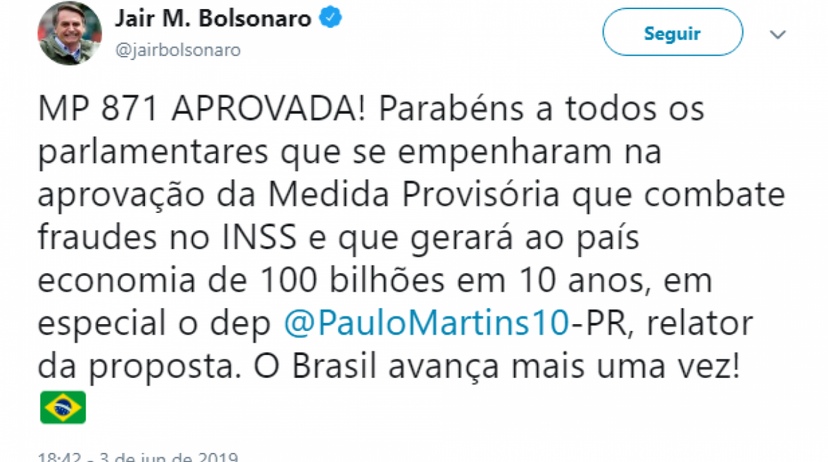 Jair Bolsonaro comemora aprovação de Medida Provisória que restringe benefícios do INSS, conhecida como MP antifraude