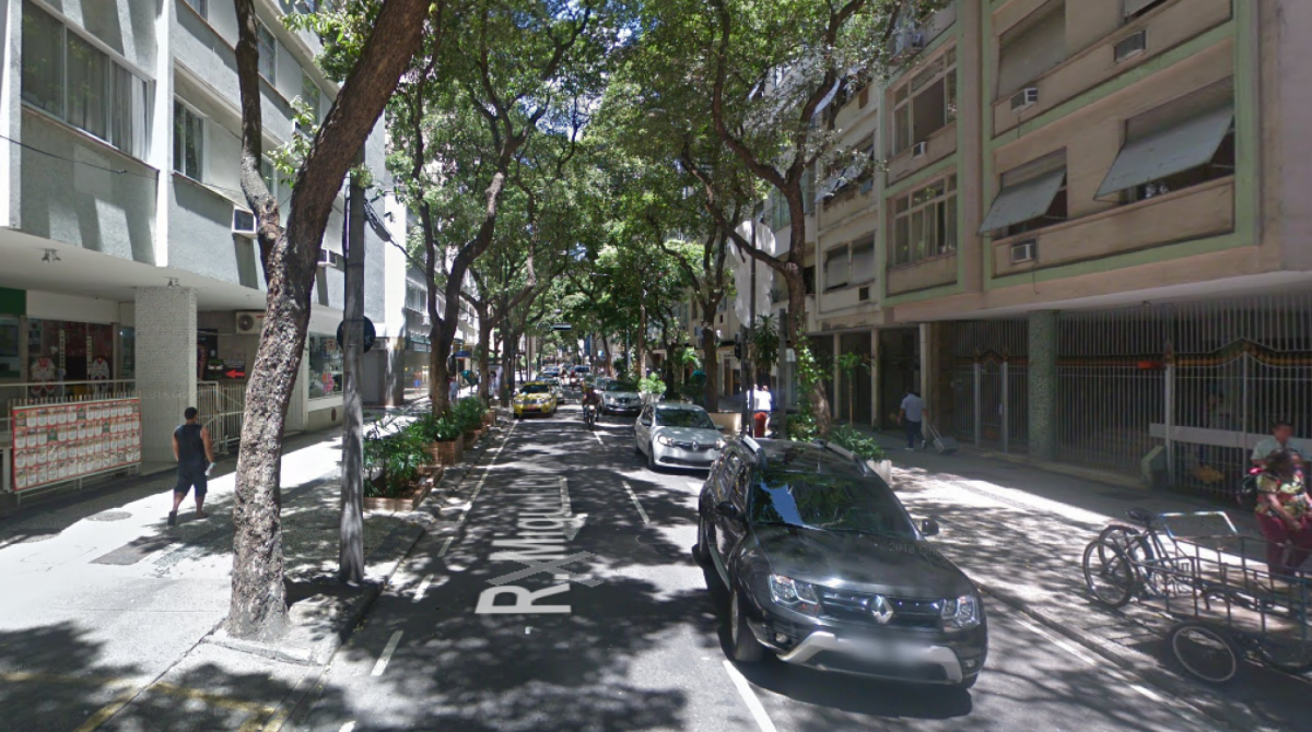 A Polícia Militar atendeu pedidos de socorro da vítima na Rua Miguel Lemos, em Copacabana - Reprodução/Google Maps