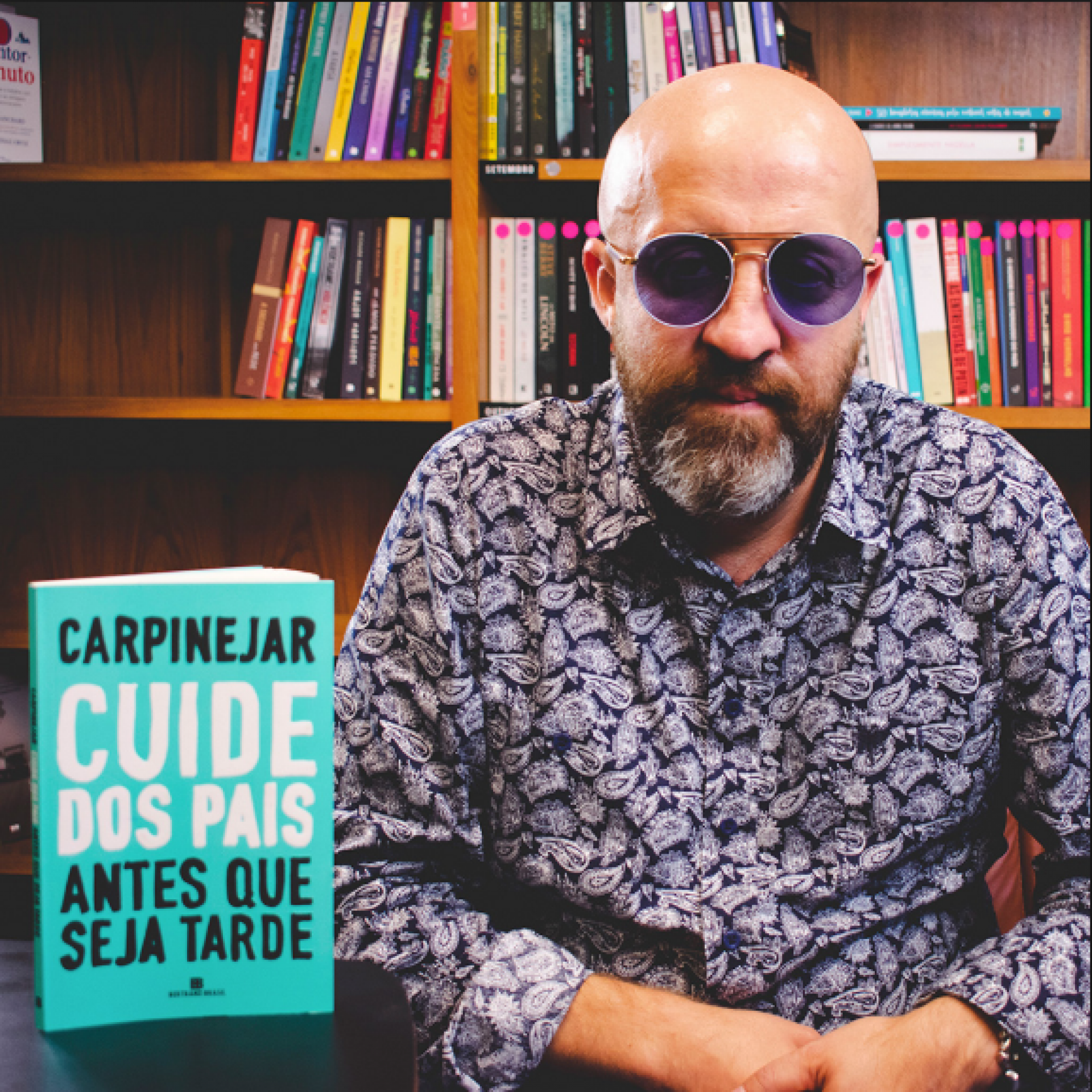 Fabrício Carpinejar escreve sobre relacionamentos na era contemporânea - Divulgação