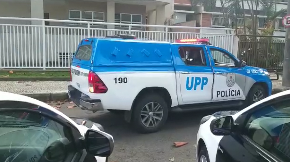 Policiais v&atilde;o prestar depoimento nesta segunda-feira - Reprodução de vídeo