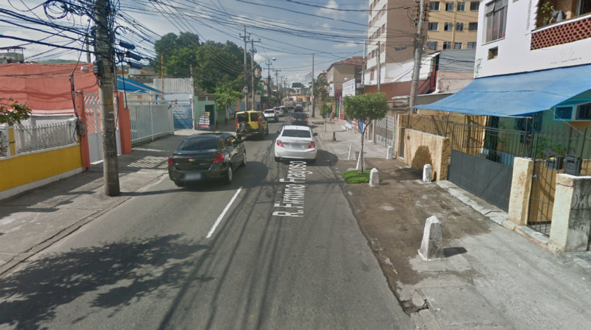 Subtenente foi aborda por criminosos na Rua Firmino Fragoso  - Reprodução Google Street View 